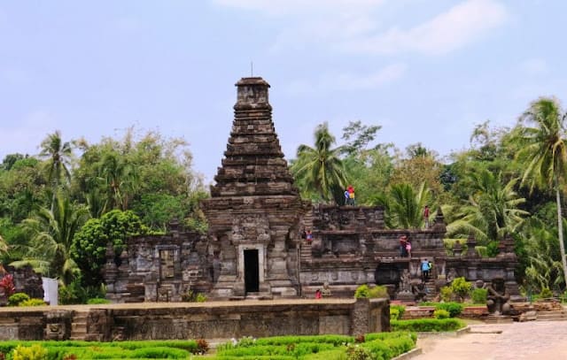 Peninggalan Kerajaan Kediri