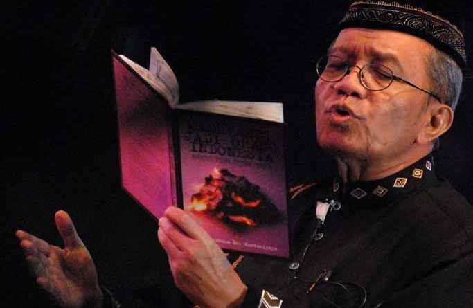 puisi taufik ismail