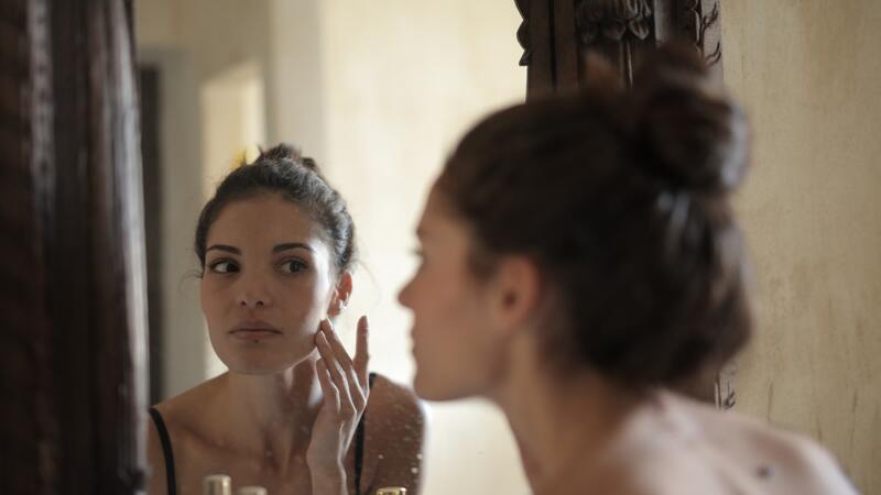 skincare untuk kulit kering kusam dan bruntusan