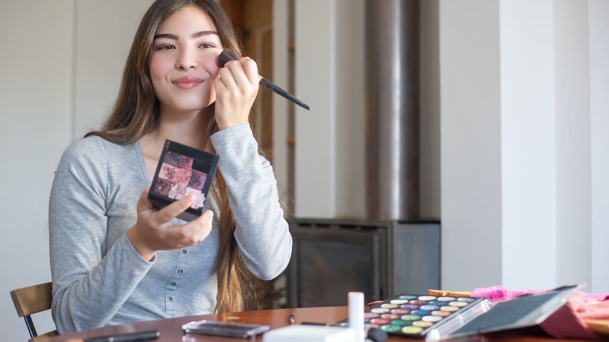 urutan make up yang benar