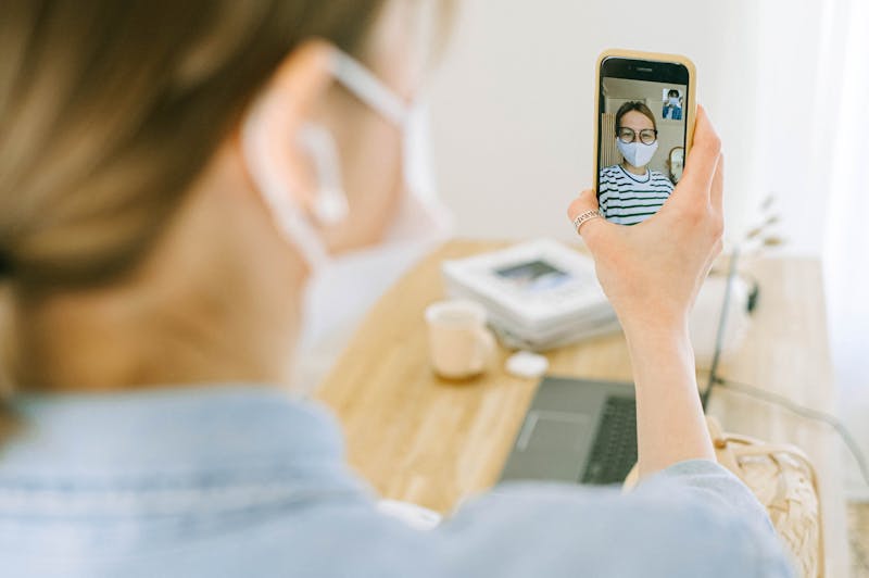 Mengenal Apa Itu VC (Video Call), Cara Kerja, dan Manfaatnya