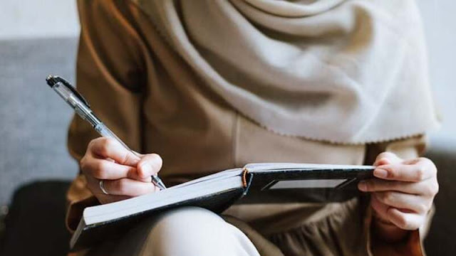 Alasan Mengapa Setiap Umat Islam Diwajibkan Mencari Ilmu
