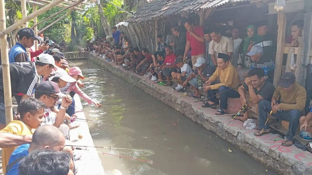 Gus Makki mengikuti lomba mancing di Giri