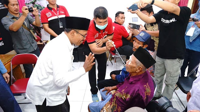 Operasi Katarak Gratis Banyuwangi