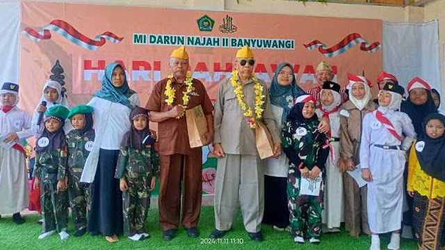 Peringatan Hari Pahlawan MI Darunnajah II