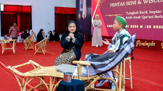 Pentas Operet Al Qomah