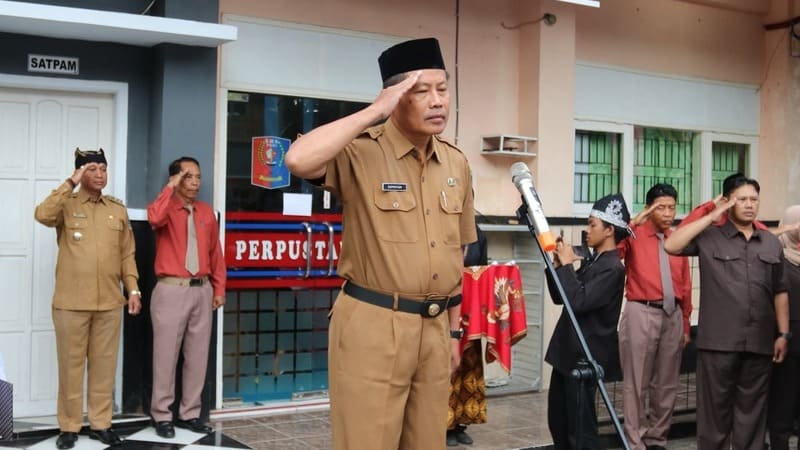 Upacara MPLS SMK PGRI Rogojampi 2025