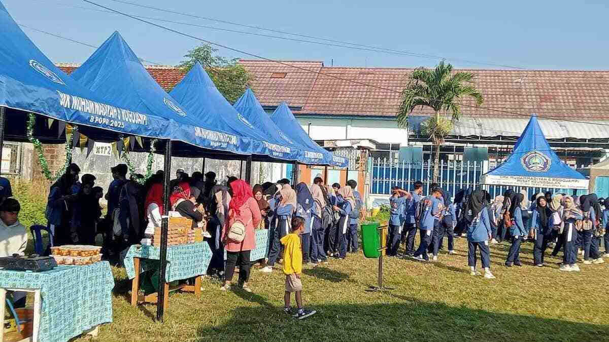 Bazar SMK Muhammadiyah 6 Rogojampi