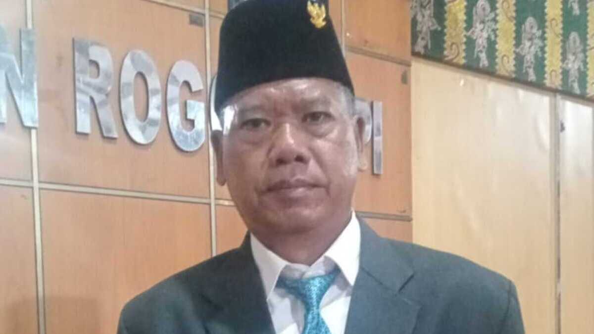 Camat Rogojampi Edy Basuki
