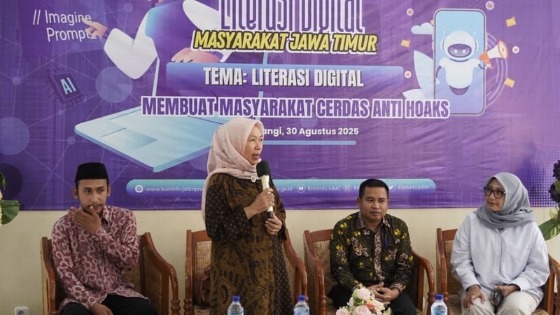Sosialisasi Literasi Digital Di Ponpes Darunnajah