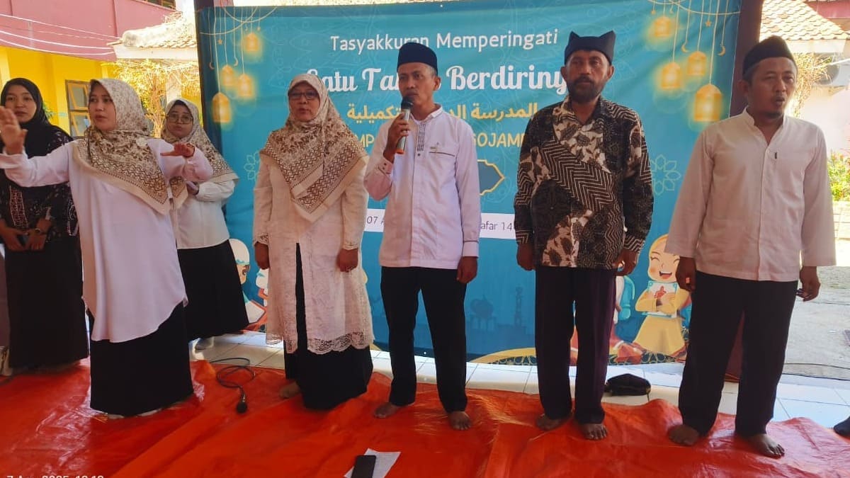 Tasyakuran Setahun Madrasah Diniyah Takmiliyah SMPN 3 Rogojampi