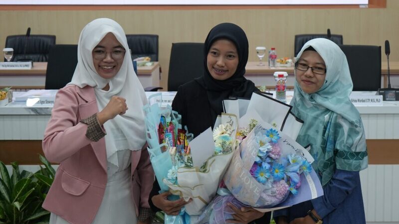 Dr. Intan Ria Neliana, S.Pd., M.Biotek